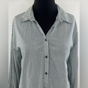 Free People Blouse Size L Long sleeves Black and White Striped Button-down